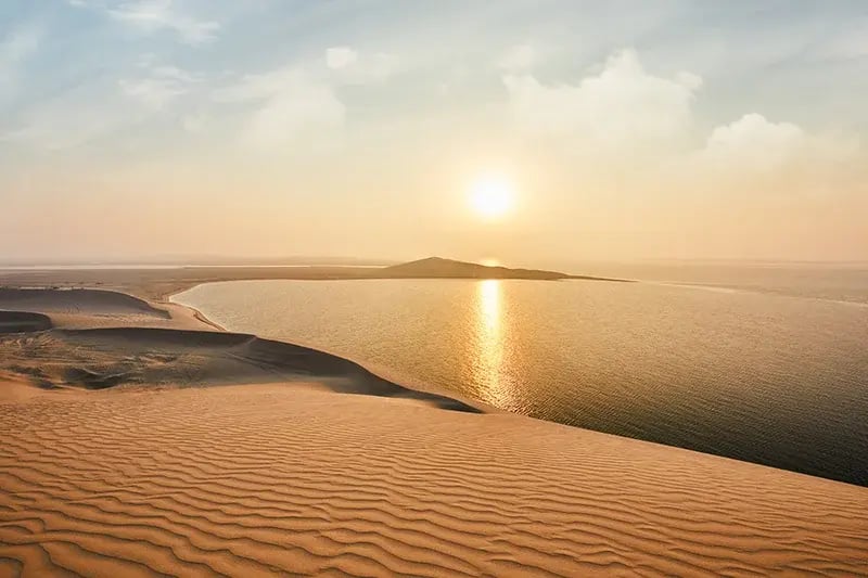 Mwc25 doha visitor guide inland sea 800x533